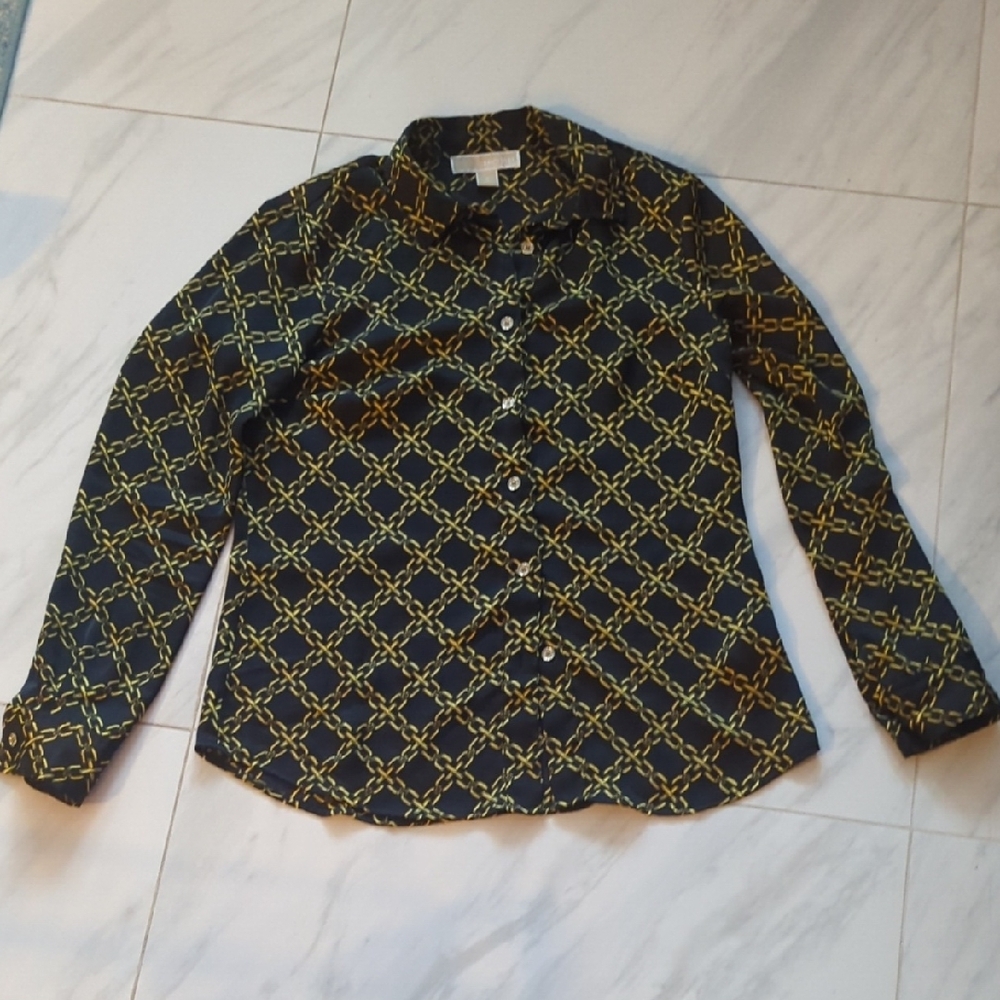 LIKE NEW Black and Gold Patterned Button-Up Shirt